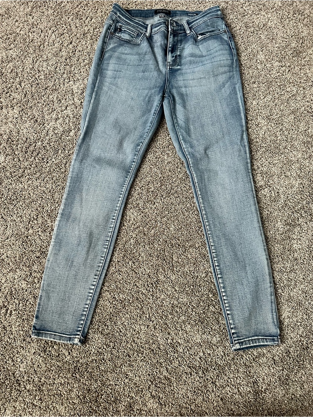 Judy Blue Light Wash Skinny Jeans